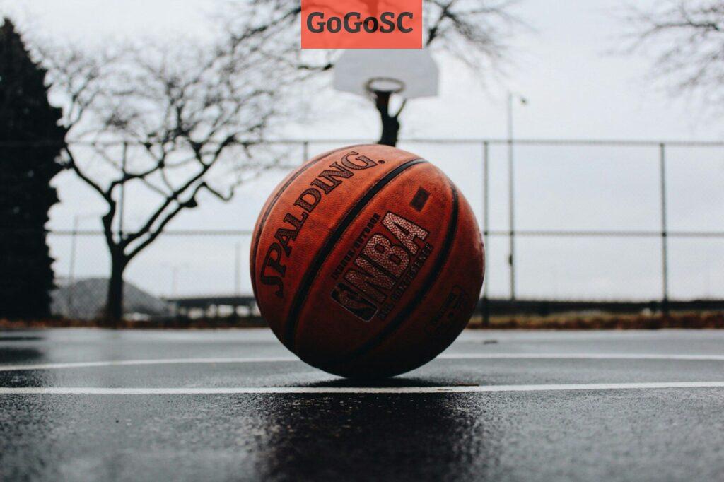 mejorar la precisión en los tiros en el baloncesto